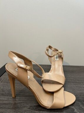 Steve Madden Beige Patent Leather Ankle Strap Heels